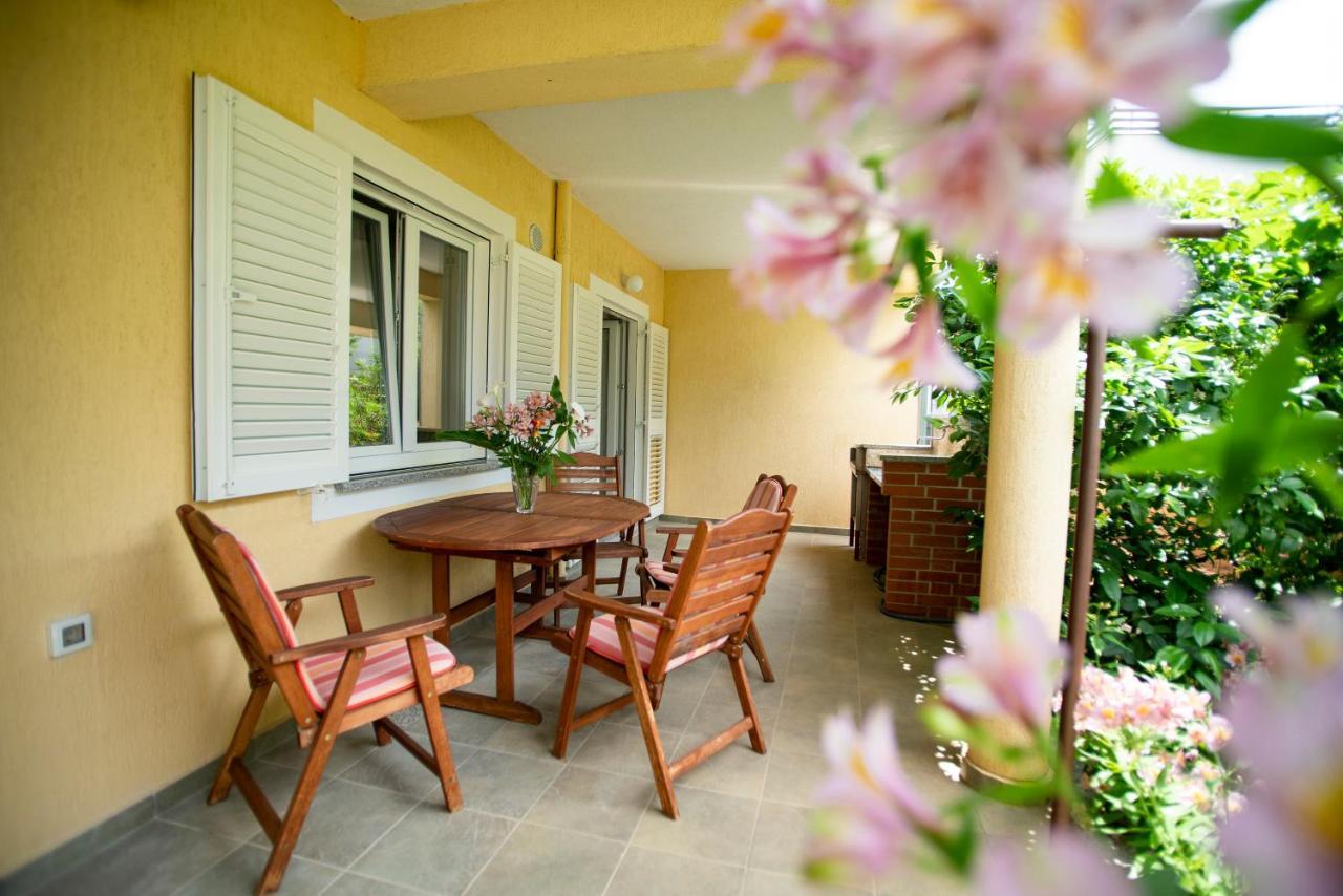 Apartment Nina Rovinj Exterior photo